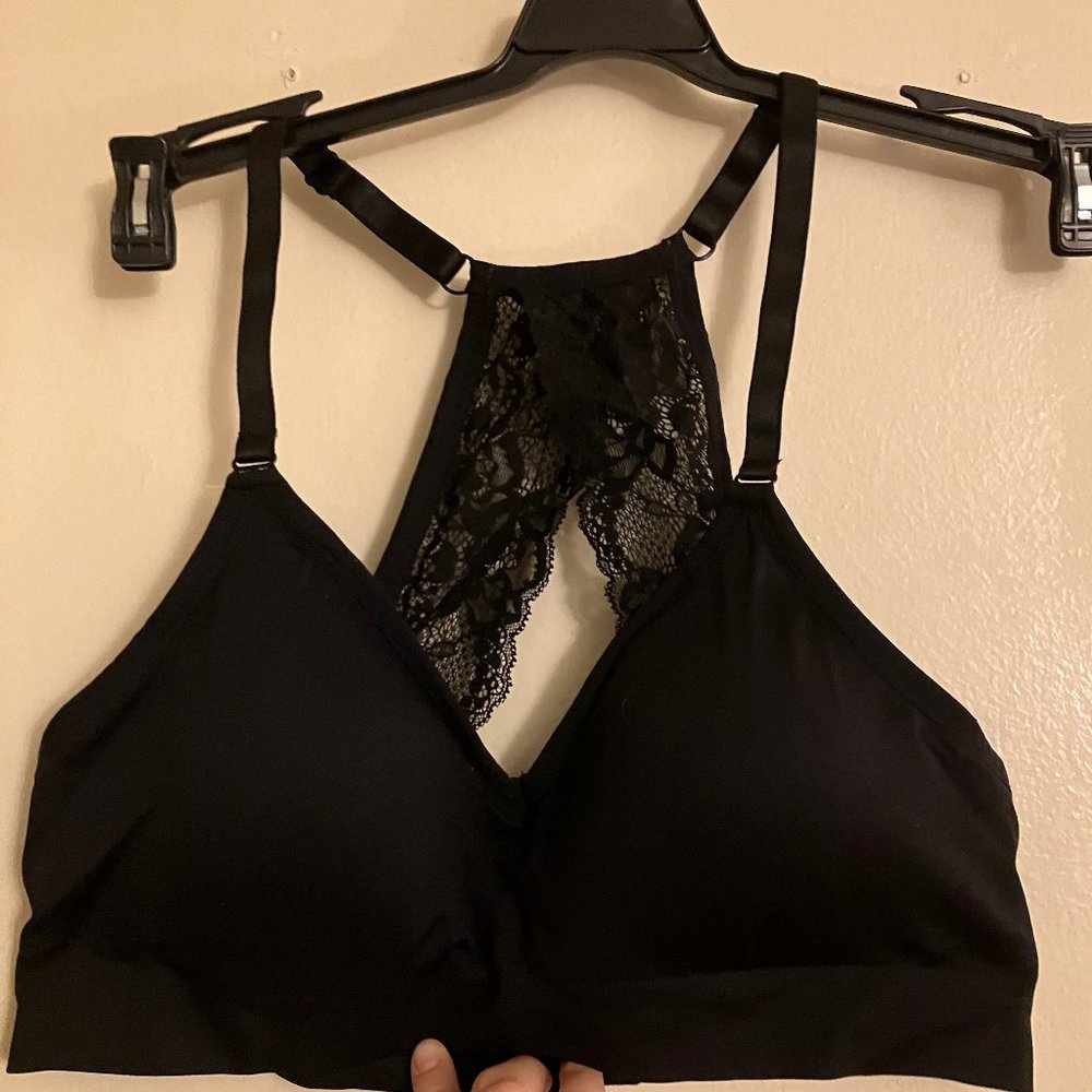 Torrid Lightly Lined Seamless Flirt Racerback Bralette; Size 1 (14-16); Black